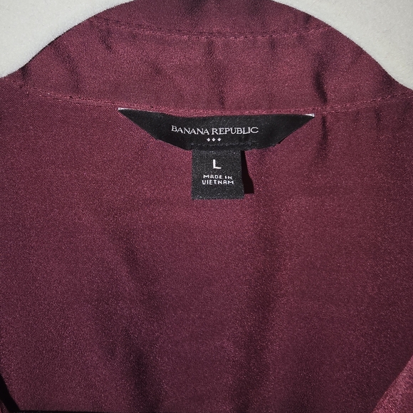 Banana Republic Satin Button-Up Shirt - Burgundy - Picture 4 of 5